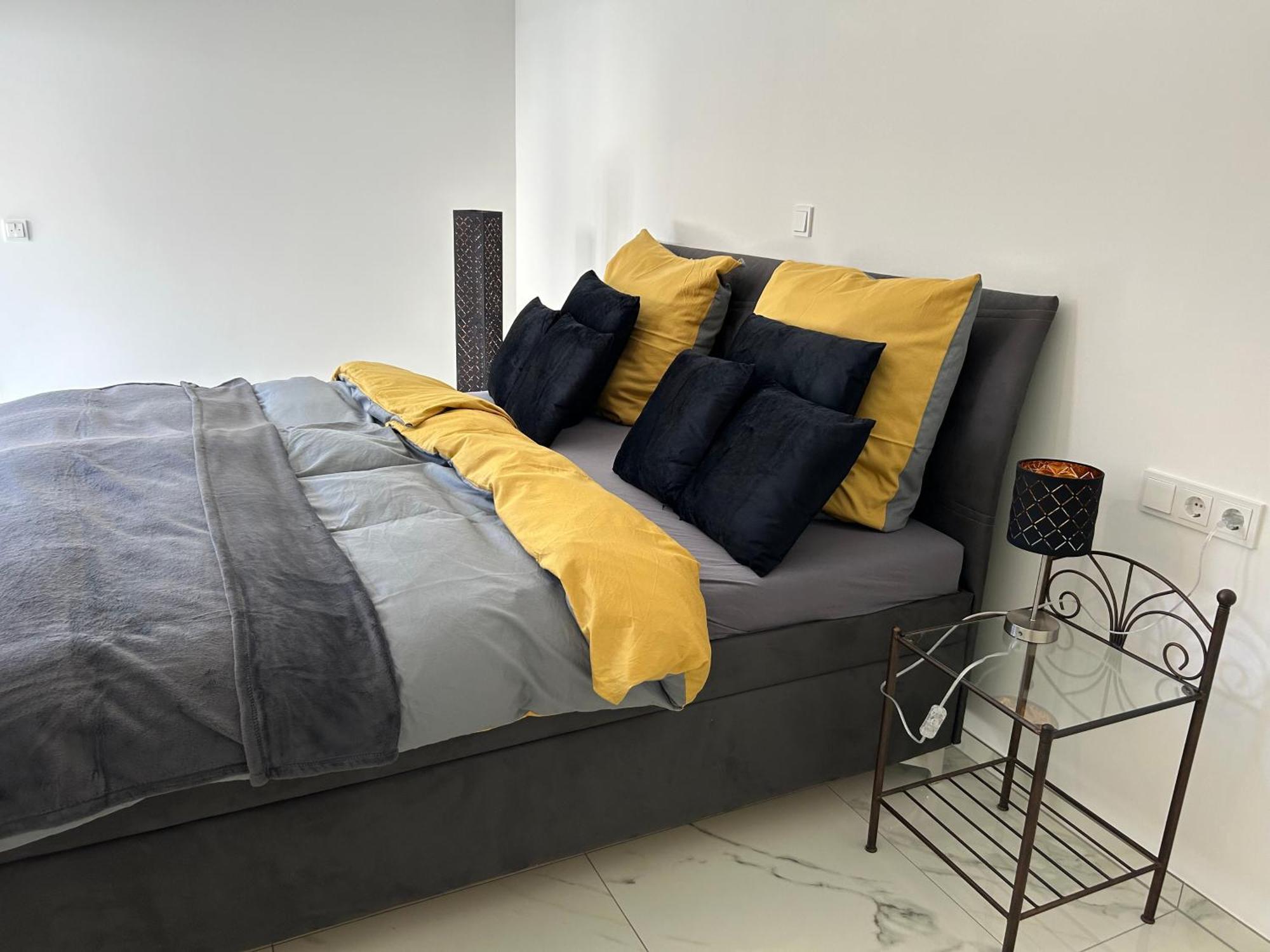 Ferienwohnung Patricia Bad Neuenahr-Ahrweiler Luaran gambar